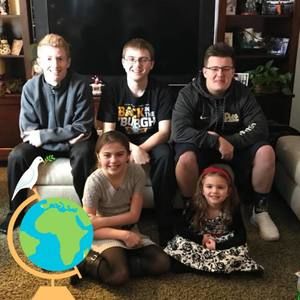 Meet your Posher, Donna